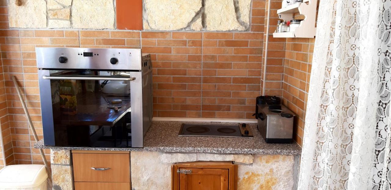 Apartment "Mislav" ゴルニ・カリン エクステリア 写真